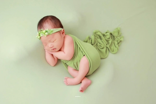 祁东宝宝眼睛发蓝 祁东宝宝眼睛发蓝